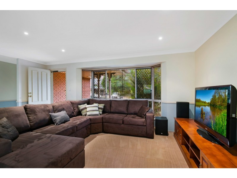 1 Malt Court, Kearneys Spring QLD 4350