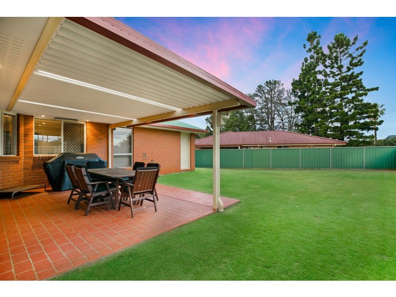 1 Malt Court, Kearneys Spring QLD 4350