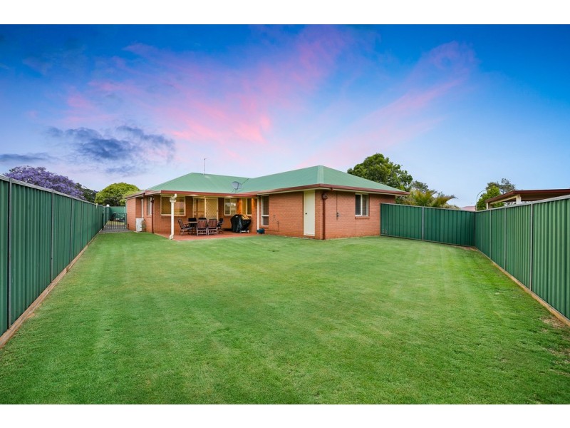 1 Malt Court, Kearneys Spring QLD 4350