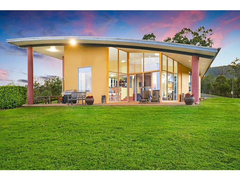 131 Tabletop Road, Withcott QLD 4352