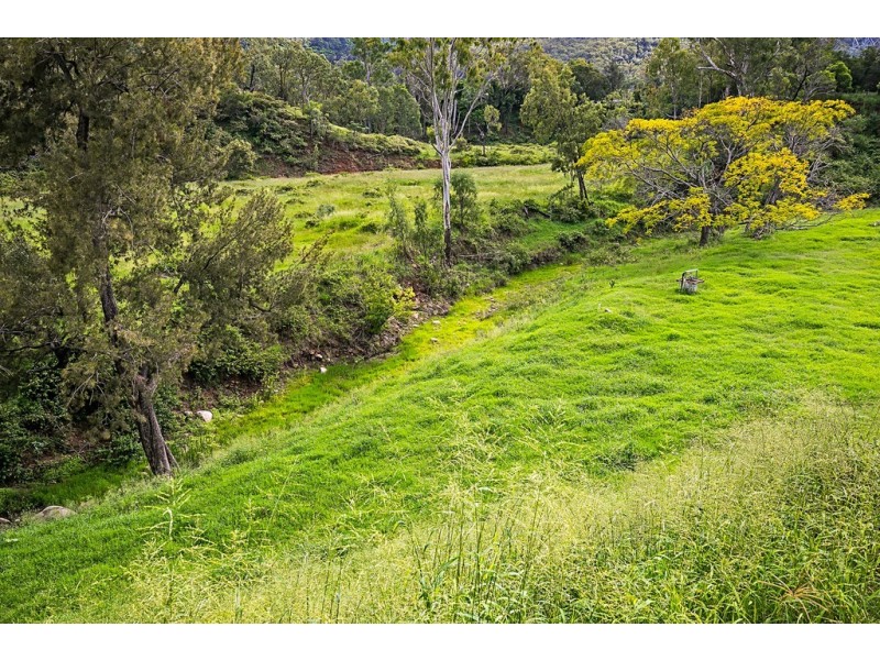 68 Stockyard Creek Road, Flagstone Creek QLD 4344