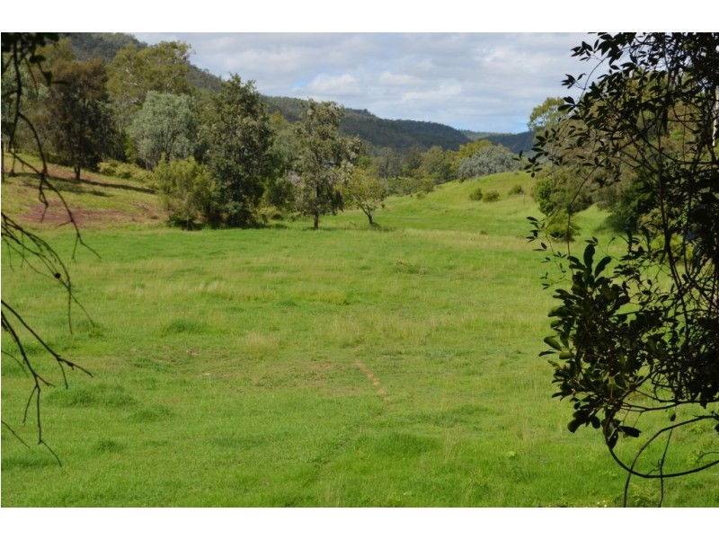 68 Stockyard Creek Road, Flagstone Creek QLD 4344