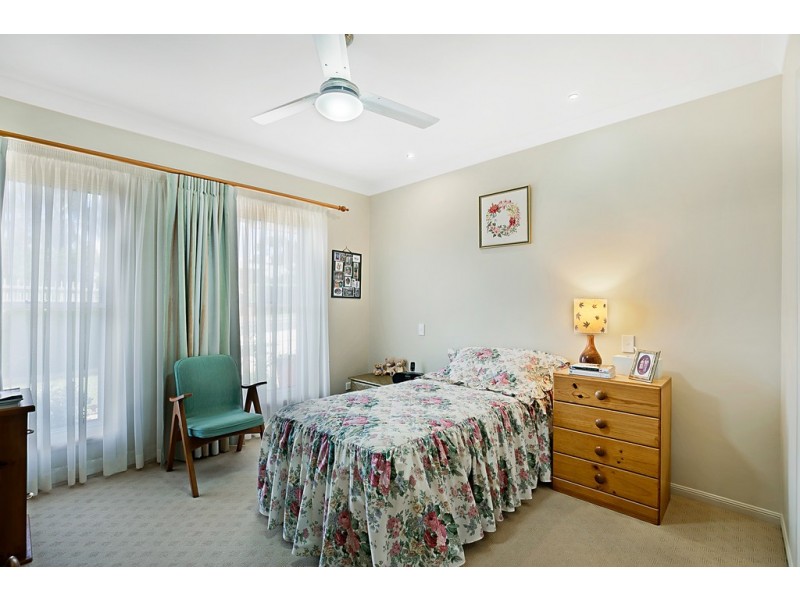 1/3 Fuschia Street, Middle Ridge QLD 4350