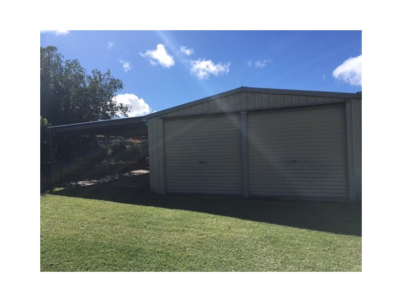 10 Belclaire Drive, Westbrook QLD 4350