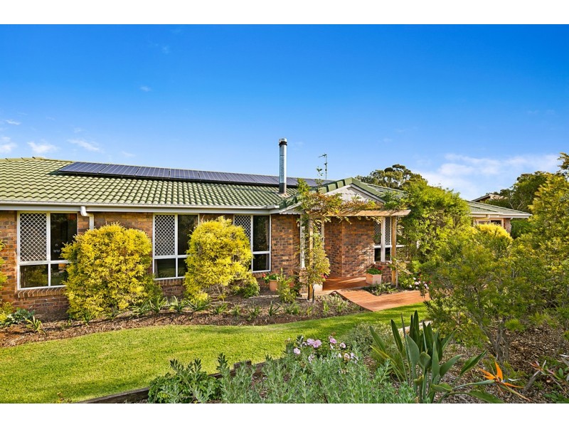 15 Belclaire Drive, Westbrook QLD 4350