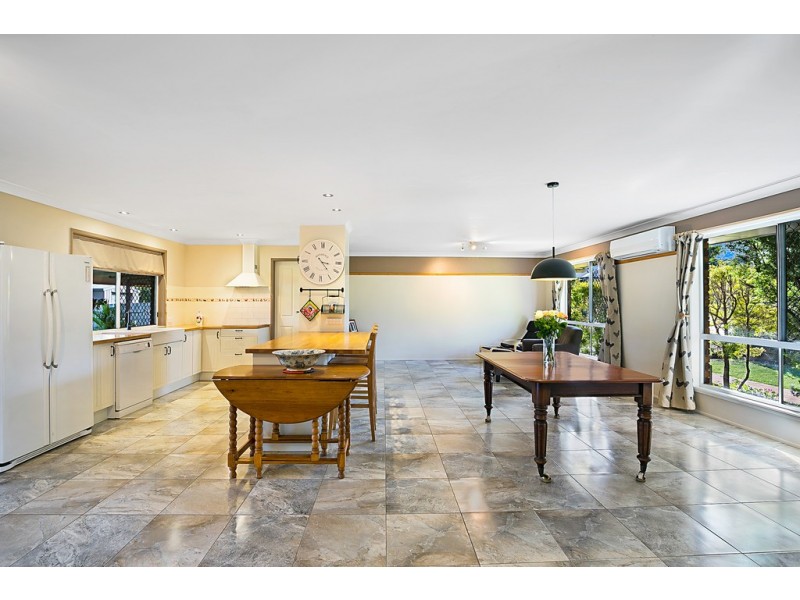 15 Belclaire Drive, Westbrook QLD 4350