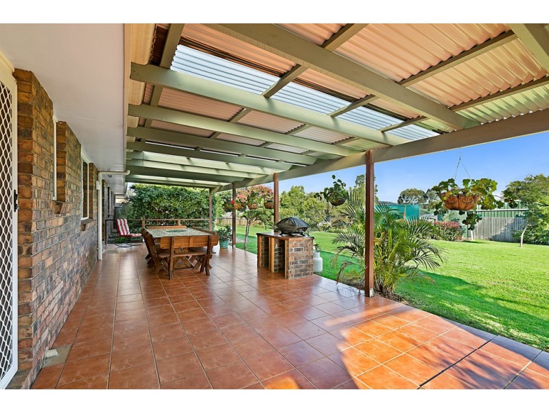 15 Belclaire Drive, Westbrook QLD 4350