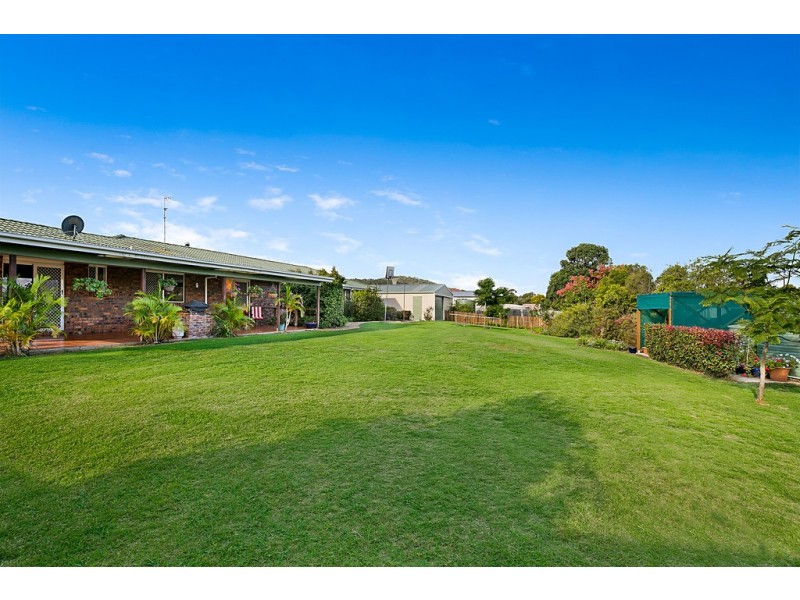 15 Belclaire Drive, Westbrook QLD 4350