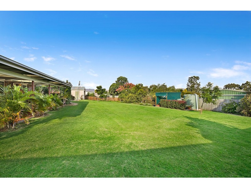 15 Belclaire Drive, Westbrook QLD 4350