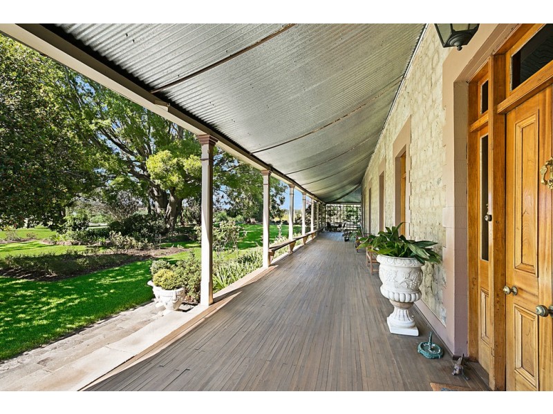 257 FGG Couper Road, Westbrook QLD 4350