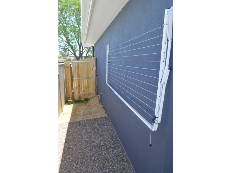28 Carlin Street, Glenvale QLD 4350
