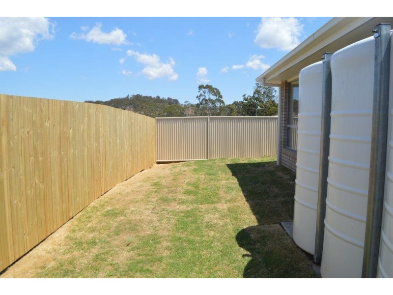 28 Carlin Street, Glenvale QLD 4350