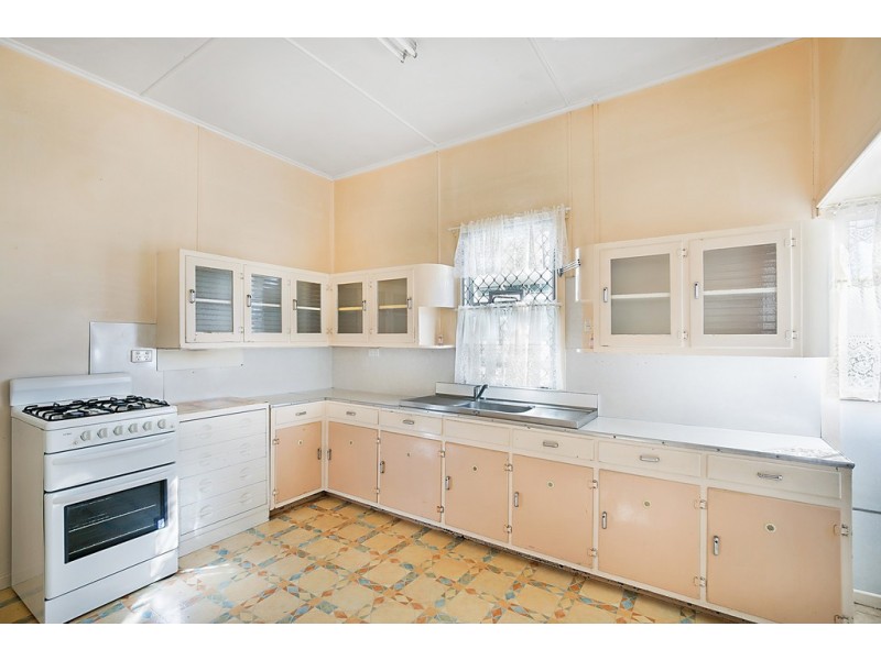 15 Boland Street, North Toowoomba QLD 4350