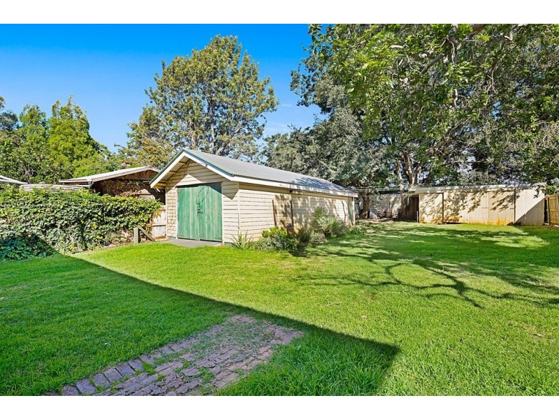 16a Wallace Street, Newtown QLD 4350