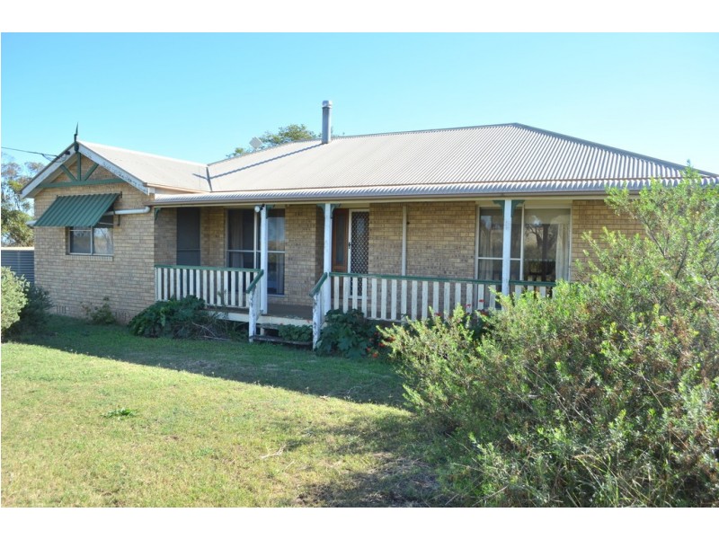 875 Oakey Cutella Road, Cutella QLD 4352