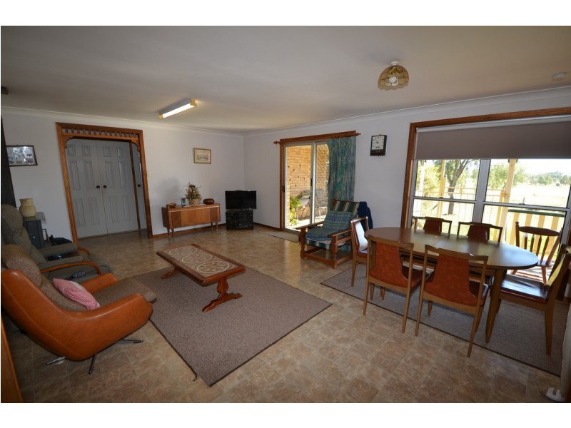 875 Oakey Cutella Road, Cutella QLD 4352