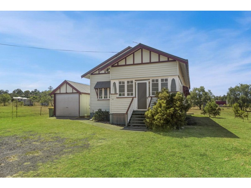 76 Rosevale Street, Drayton QLD 4350