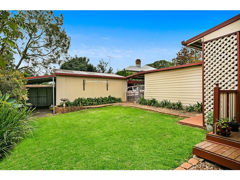 19 Cavell Street, East Toowoomba QLD 4350