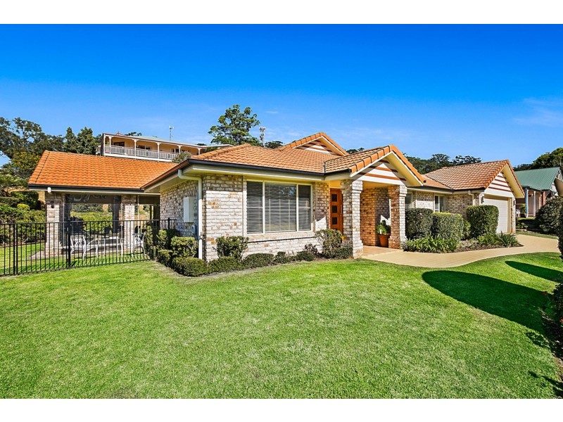 12 Windemere Terrace, Mount Lofty QLD 4350