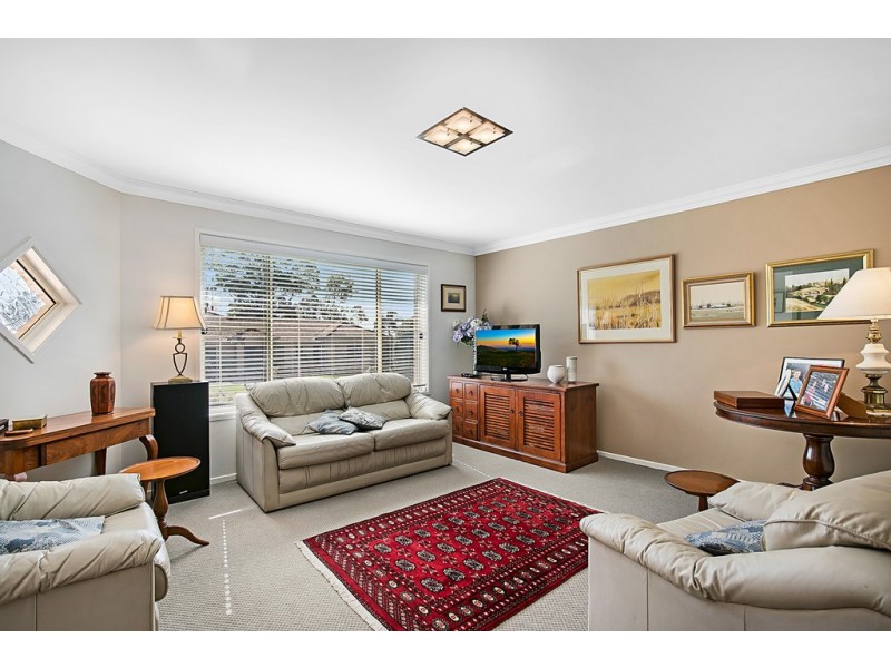 12 Windemere Terrace, Mount Lofty QLD 4350