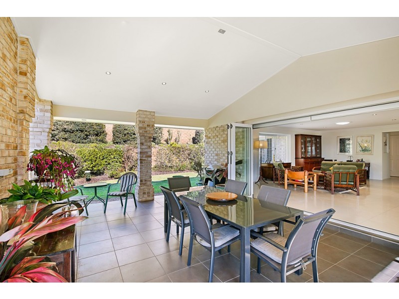 12 Windemere Terrace, Mount Lofty QLD 4350