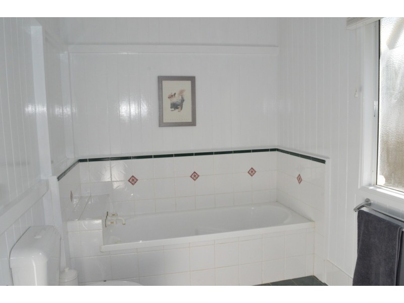 5 Hamwood Street, Toowoomba City QLD 4350