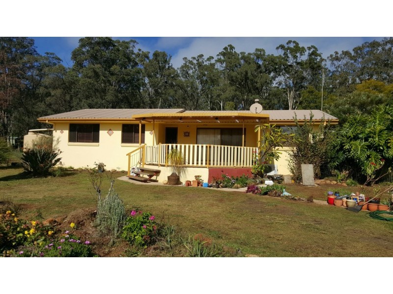 21 Adams Road, Cabarlah QLD 4352