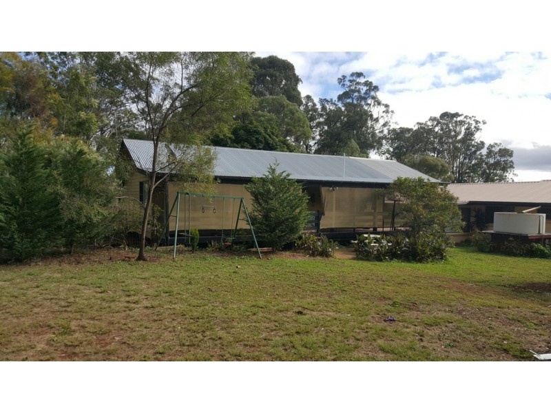 21 Adams Road, Cabarlah QLD 4352