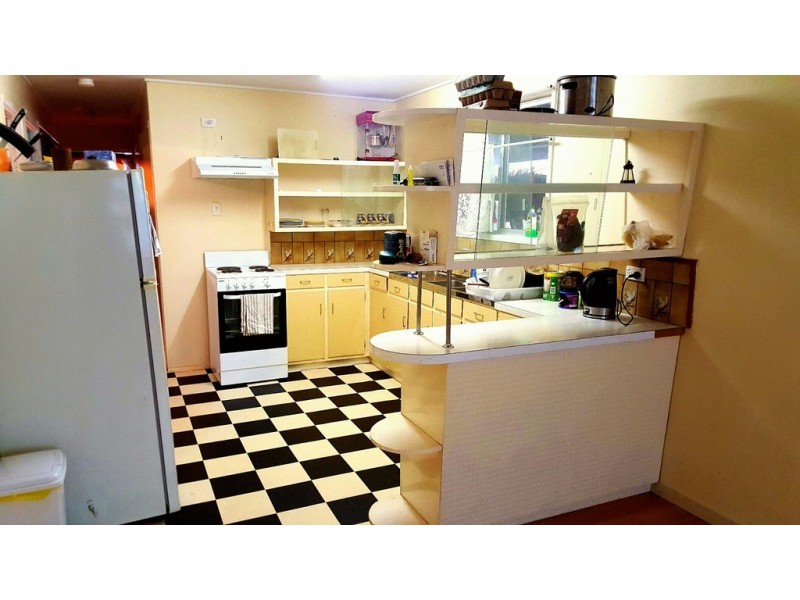 21 Adams Road, Cabarlah QLD 4352