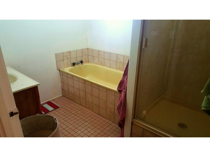 21 Adams Road, Cabarlah QLD 4352