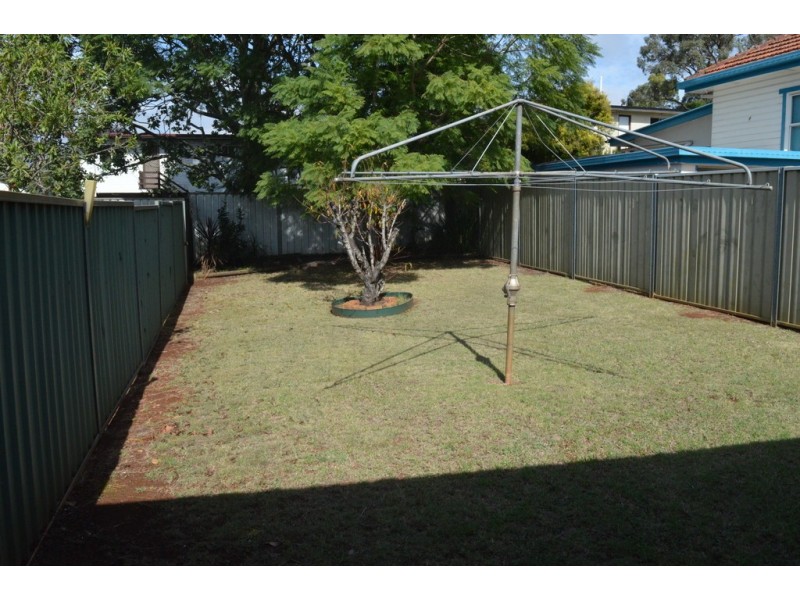 266B South Street, South Toowoomba QLD 4350