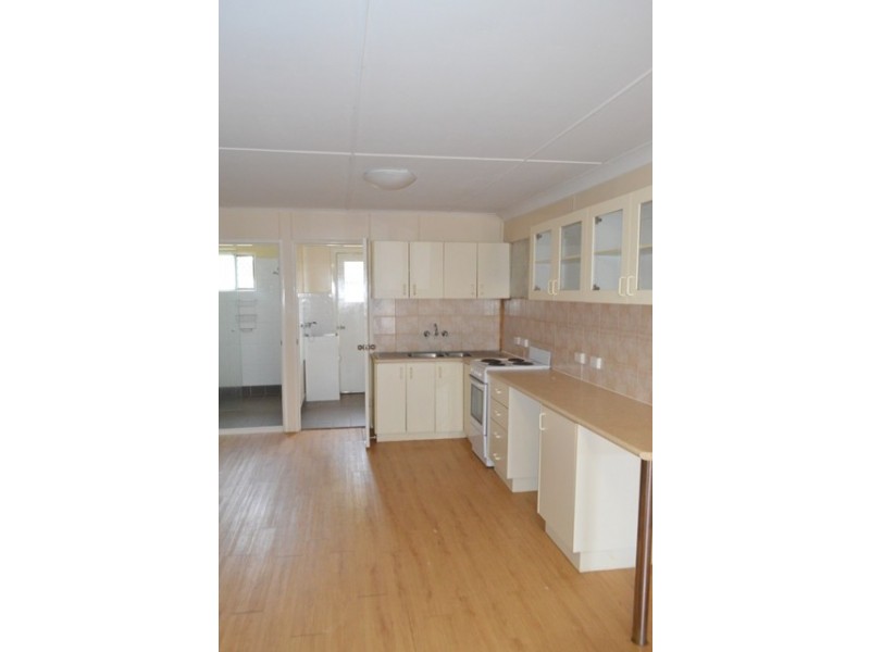 266B South Street, South Toowoomba QLD 4350