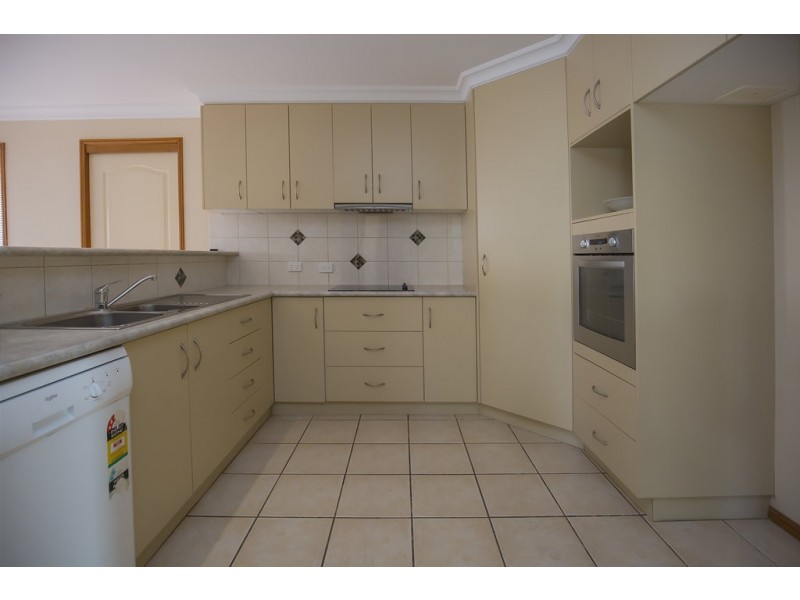 2/71 Kearney Street, Toowoomba QLD 4350