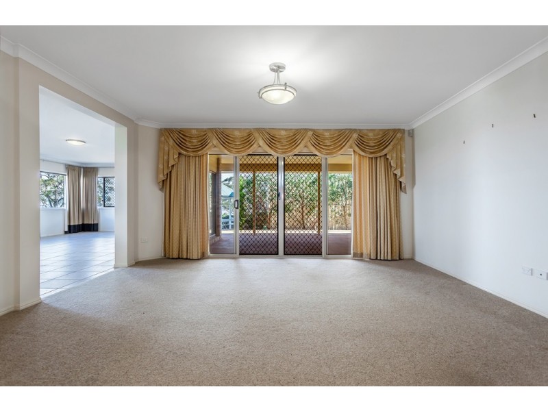 9 Timothy Drive, Vale View QLD 4352