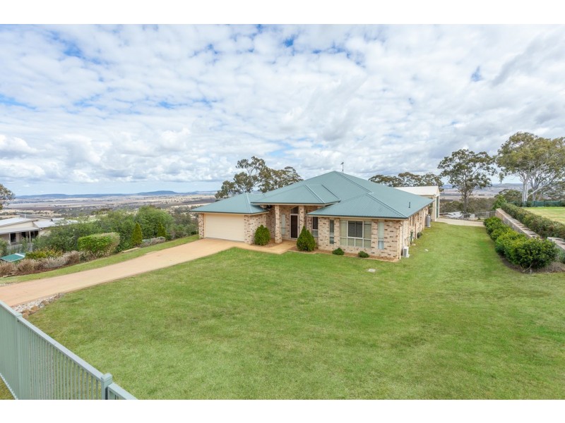 9 Timothy Drive, Vale View QLD 4352
