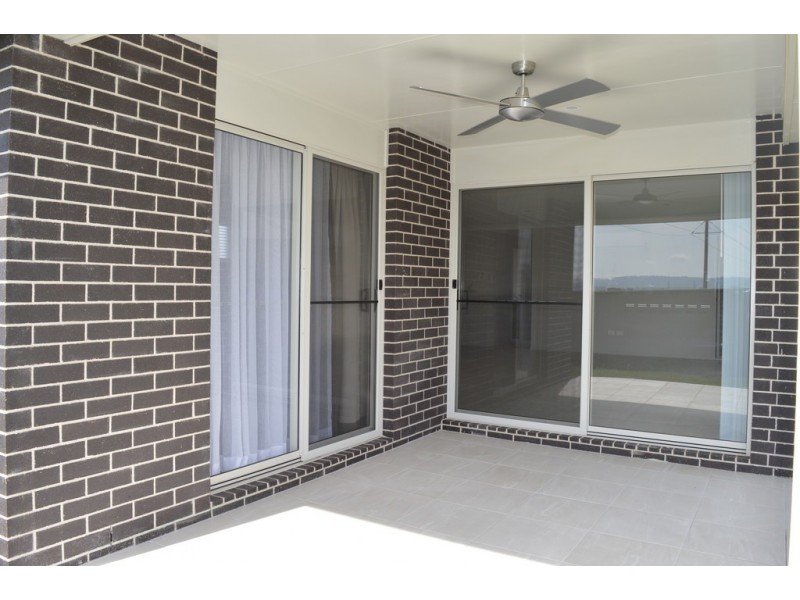2/164 Main Street, Westbrook QLD 4350