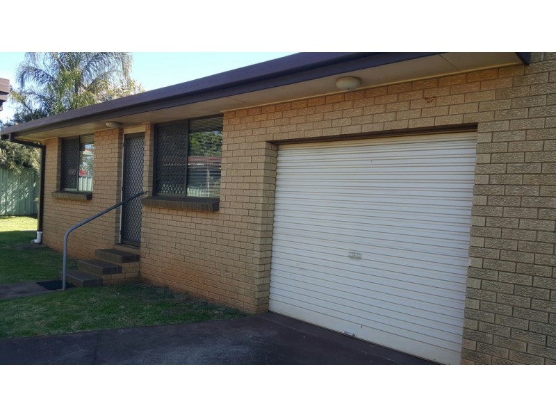 2/20 Lavena Drive, Darling Heights QLD 4350