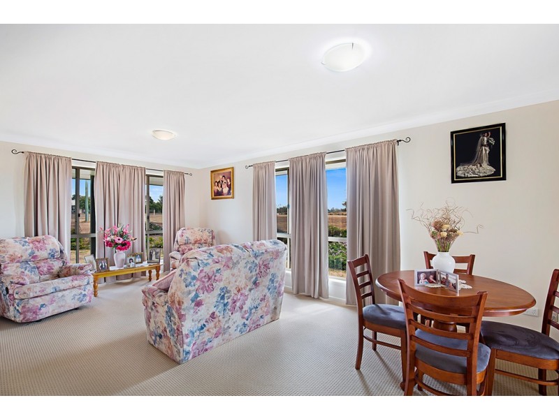 20 Peters Road, Meringandan West QLD 4352