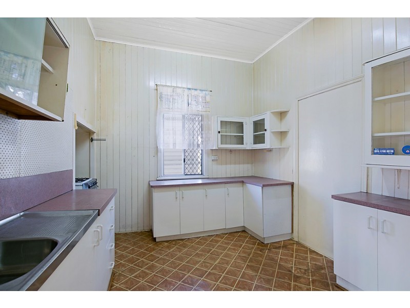 36 Goggs Street, Toowoomba QLD 4350
