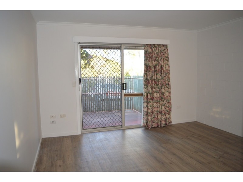 2/363 Margaret, Toowoomba QLD 4350