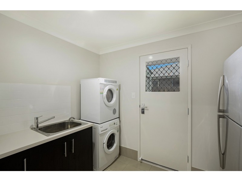 17 McIntosh Street, Westbrook QLD 4350