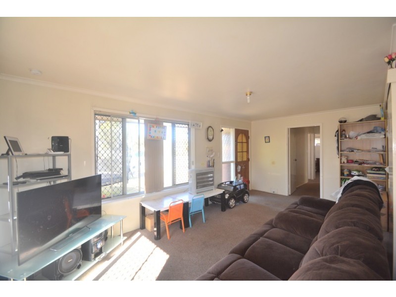 11 Grace Street, Crows Nest QLD 4355