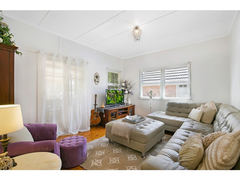 46 Ramsay Street, Centenary Heights QLD 4350