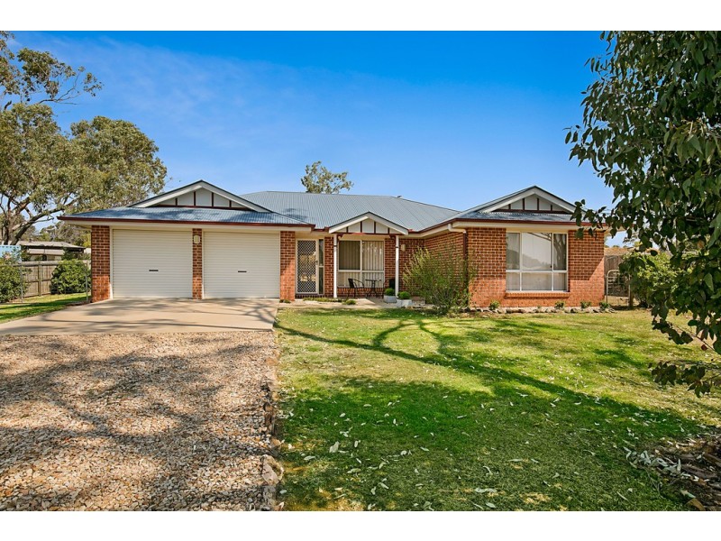 12 Kookaburra Court, Meringandan West QLD 4352