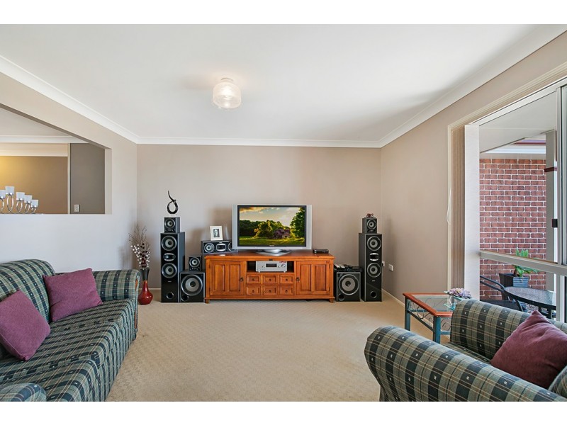 12 Kookaburra Court, Meringandan West QLD 4352