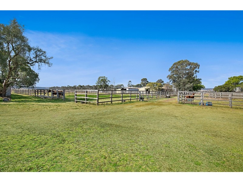 3/13295 New England Highway, Cambooya QLD 4358