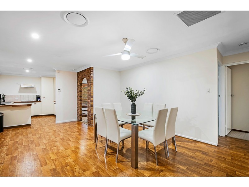 19 Kratzmann Court, Kearneys Spring QLD 4350