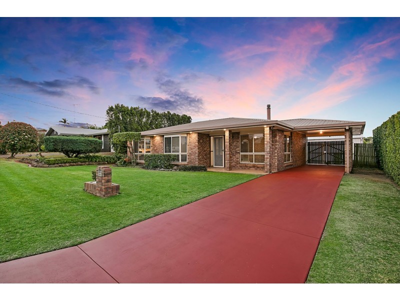 19 Kratzmann Court, Kearneys Spring QLD 4350