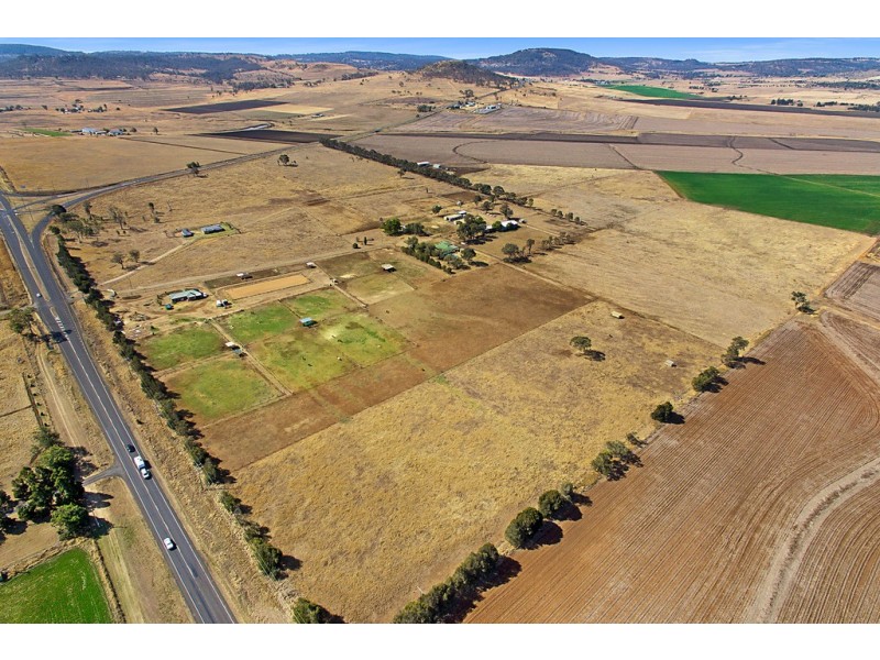 3/13295 New England Highway, Cambooya QLD 4358