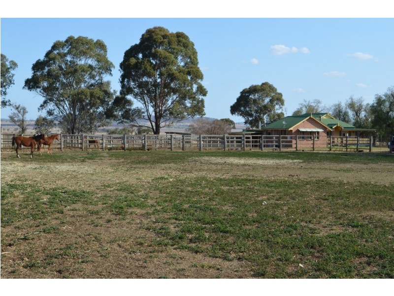 3/13295 New England Highway, Cambooya QLD 4358